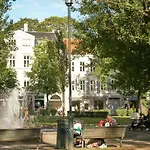 Апартаменты Lokka I 2-bedroom With Courtyard Access *
