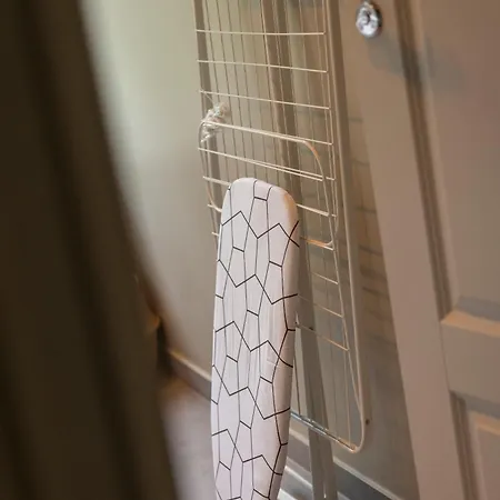 Dinbnb Gruenerlokka I 2-bedroom With Balcony Apartment Oslo