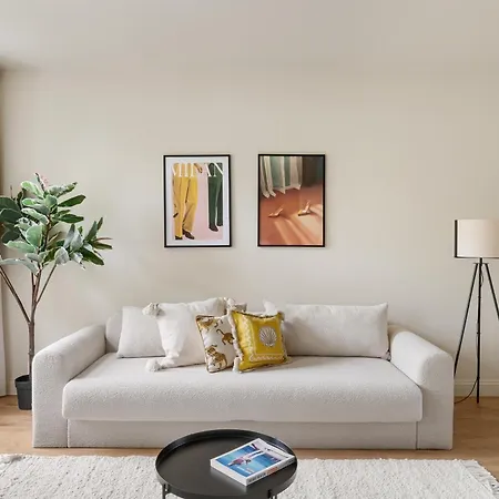 Dinbnb Gruenerlokka I 2-bedroom With Balcony Oslo