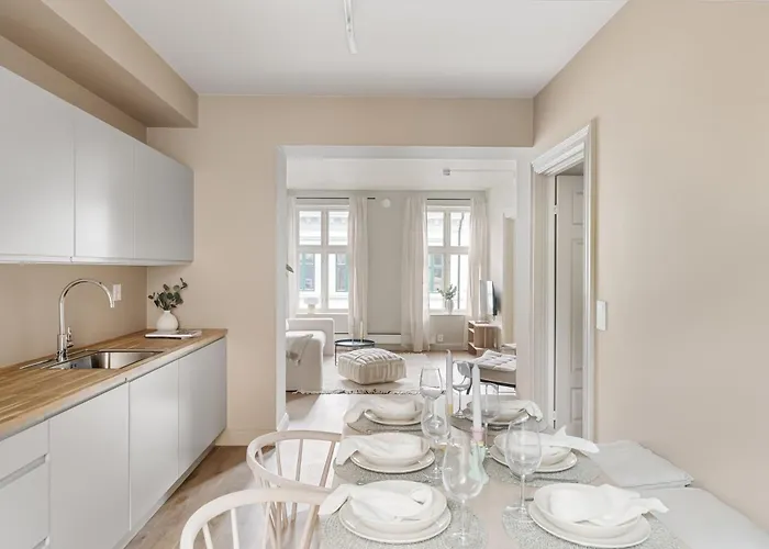 Апартаменты Lokka I 2-bedroom With Courtyard Access