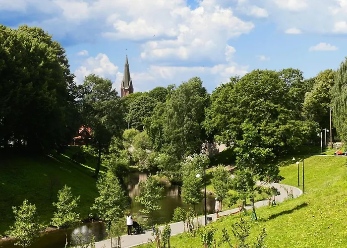 Lokka I 2-bedroom With Courtyard Access * Oslo