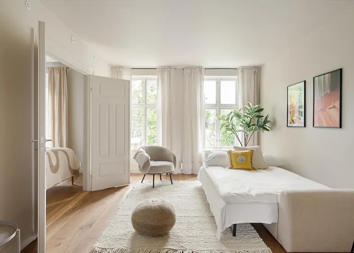 Lokka I 2-bedroom With Courtyard Access * Oslo