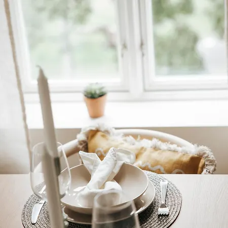 Lokka Suites I 2-Bedroom With Courtyard Access Apartman *