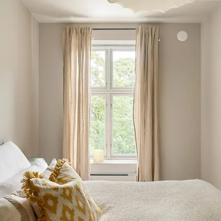 Апартаменты Dinbnb Gruenerlokka I 2-bedroom With Courtyard Access Осло
