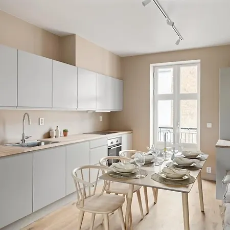 Апартаменты Dinbnb Gruenerlokka I 2-bedroom With Courtyard Access