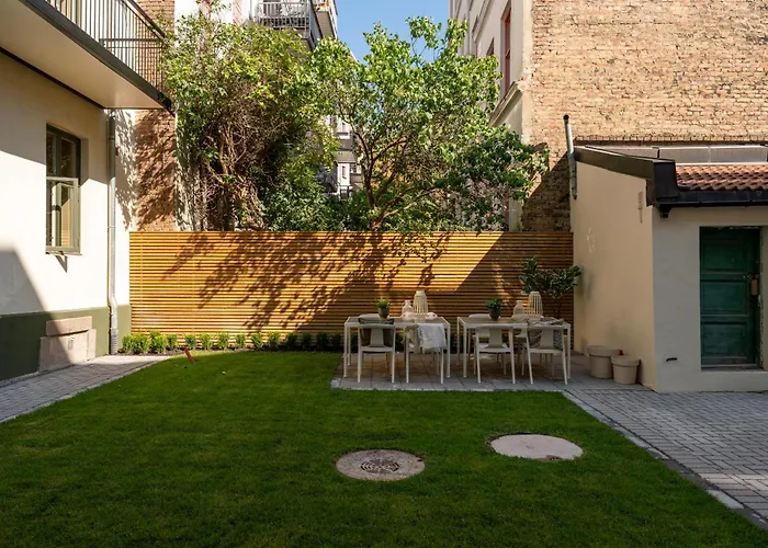 Leilighet Lokka I 2-bedroom With Courtyard Access